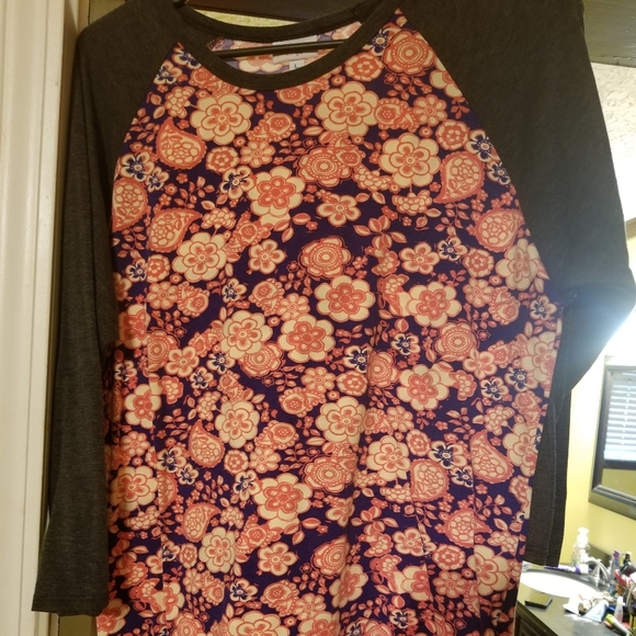 Lularoe Randy Top - Picture 1 of 3